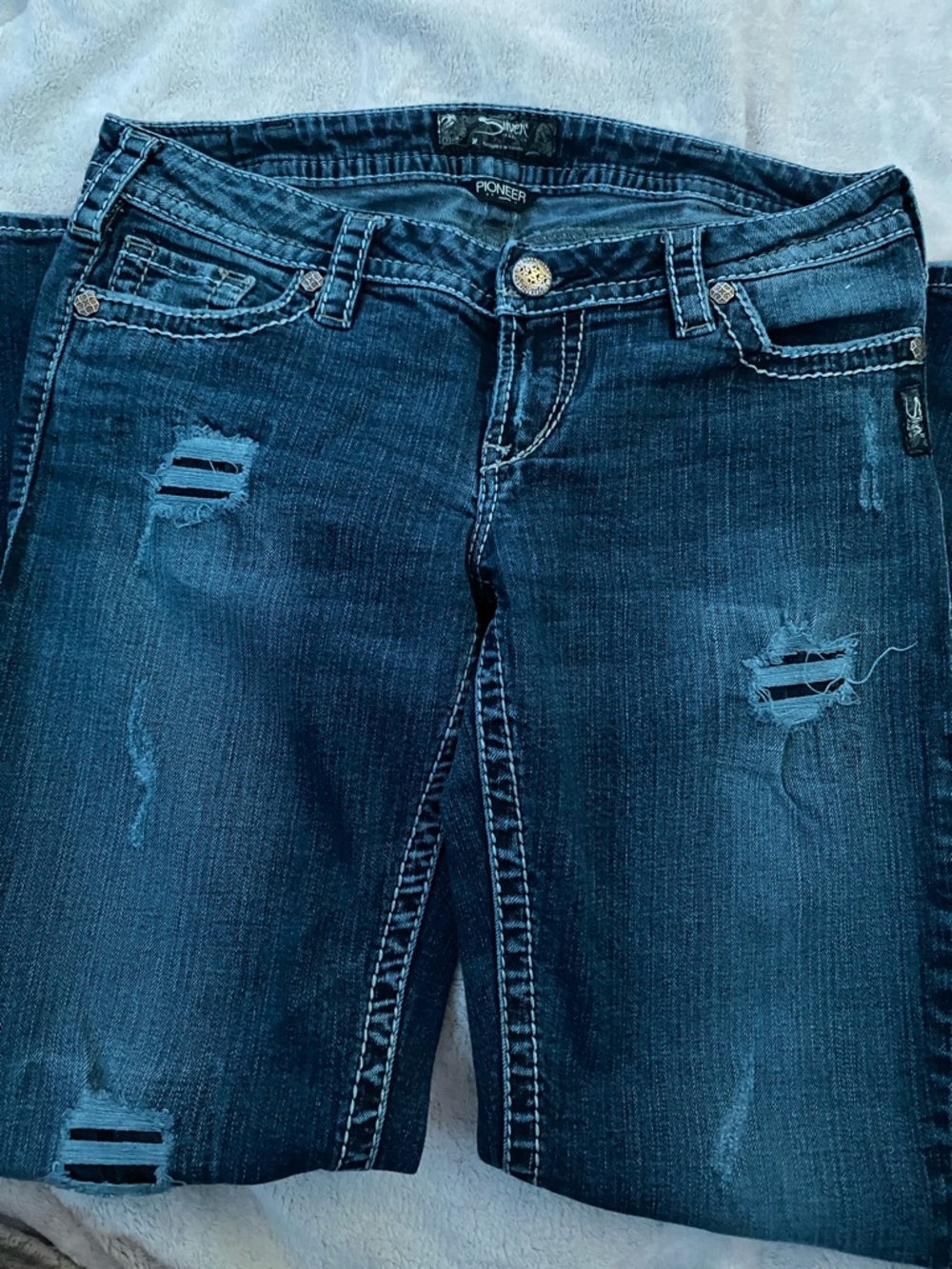 Vintage Silver Jeans Women's Dark Blue Distressed Skinny Jeans